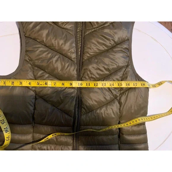 VERO MODA Quilted Puffer Vest Olive Green Zip Front Stand Collar Size M - Picture 4 of 8
